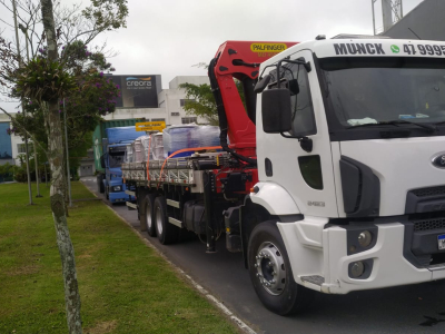 Caminhão Munck
